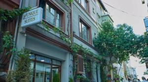 هتل Unique Suite Hotel استانبول نماي بيروني